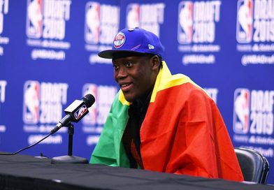 Basket Ball : Sékou Doumbouya un nouveau guinéen drafté à la NBA...