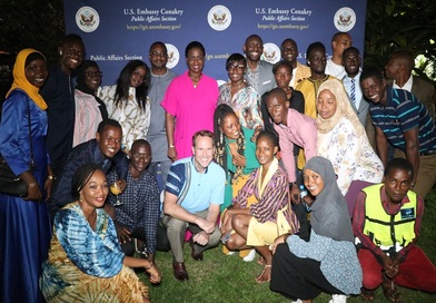 Entrepreneuriat : l'équipe du SADEN à la rencontre de l'ambassadeur des États-Unis en Guinée....