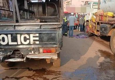 Accident mortel à Sonfonia Centre : un mort et un blessé grave dans une collision impliquant un camion, un tricycle et une moto....