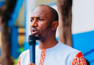 Guinée : Bella Bah interpellé à son école, sa famille dans l’attente d’explications...