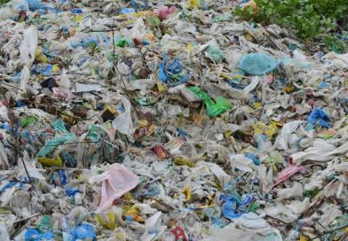 Interdiction du plastique à usage unique : le MATD rappelle la loi et menace de sanctions...