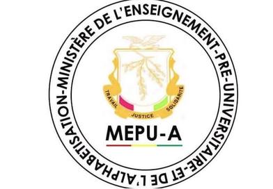 Guinée : le ministre de l’Éducation dénonce les violences survenues dans plusieurs écoles...