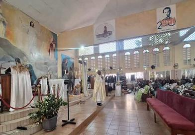 Noël célébré dans la ferveur à la paroisse Anne-Marie Javouhey de Nongo...