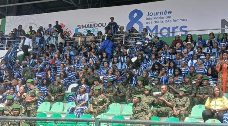 Conakry - Mois de la Femme : forte mobilisation féminine au stade Petit Sory pour célébrer leur journée en différé Conakry - Mois de la Femme : forte mobilisation féminine au stade Petit Sory pour célébrer leur journée en différé