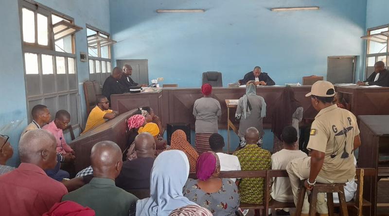 Mamou : trois sages-femmes risquent la prison après le drame survenu au centre de santé de Soyah Mamou : trois sages-femmes risquent la prison après le drame survenu au centre de santé de Soyah