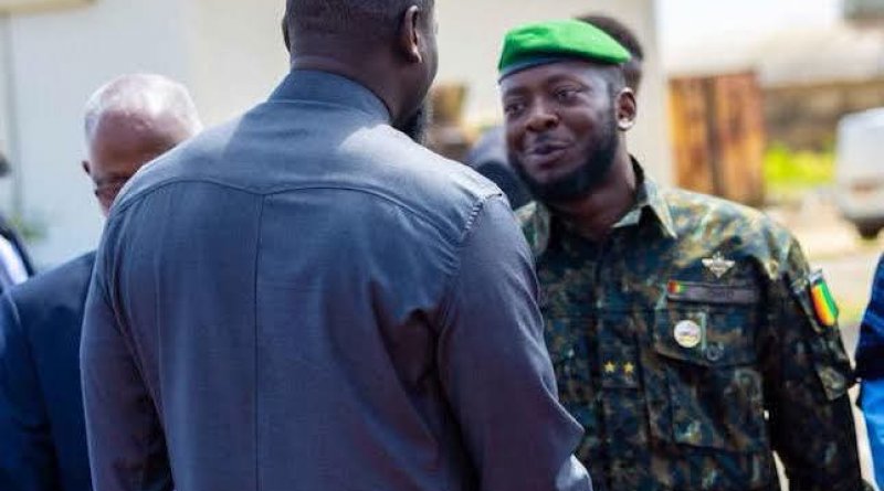Rumeurs sur Doumbouya : Amara Camara affiche son soutien au chef de l’État