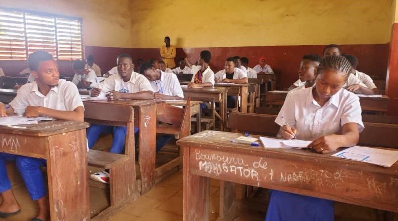 Baccalauréat 2026 : la session de rattrapage fixée du 20 au 23 août Baccalauréat 2026 : la session de rattrapage fixée du 20 au 23 août