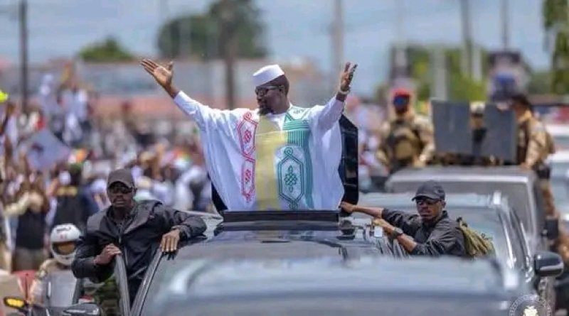 Mamadi Doumbouya : « Ce n’est pas ma voix qui s’est fait entendre, c’est celle du peuple souverain » Mamadi Doumbouya : « Ce n’est pas ma voix qui s’est fait entendre, c’est celle du peuple souverain »