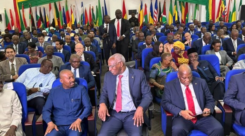 Diplomatie : Conakry mise sur une « neutralité stratégique » pour défendre ses intérêts Diplomatie : Conakry mise sur une « neutralité stratégique » pour défendre ses intérêts