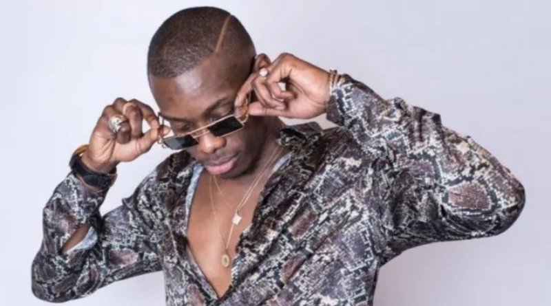 Paris : le concert de Sidiki Diabaté reporté après un malaise de l’artiste Paris : le concert de Sidiki Diabaté reporté après un malaise de l’artiste
