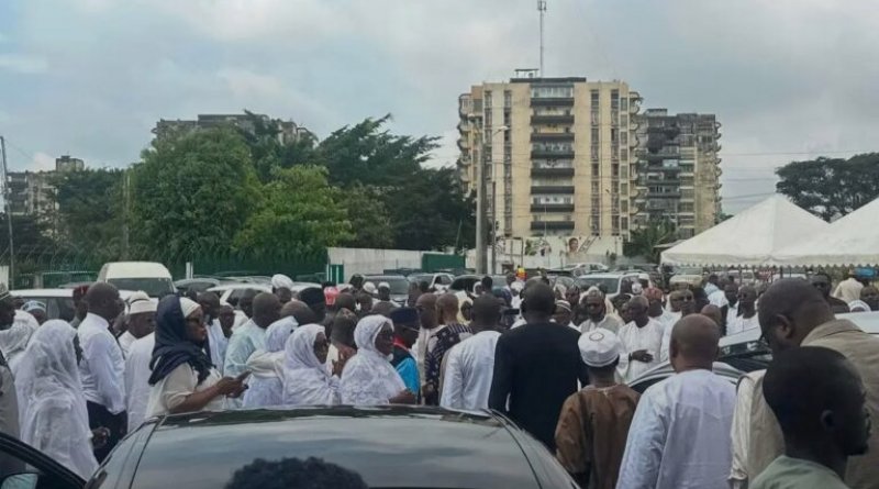 Côte d’Ivoire : Sidya Touré inhumé à Abidjan devant une importante foule