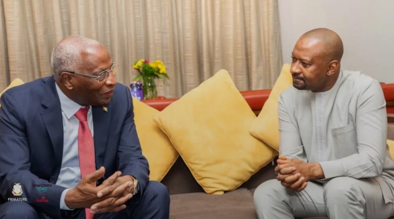 Guinée–Sierra Leone : Mohamed Juldeh Jalloh entame une visite de travail à Conakry Guinée–Sierra Leone : Mohamed Juldeh Jalloh entame une visite de travail à Conakry