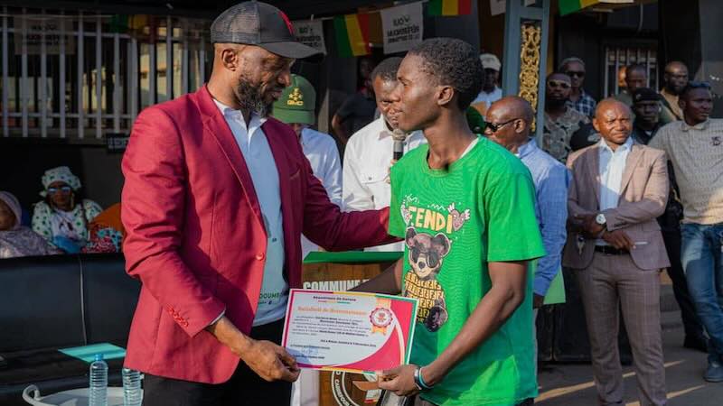 Badra Koné recompense les jeunes héros